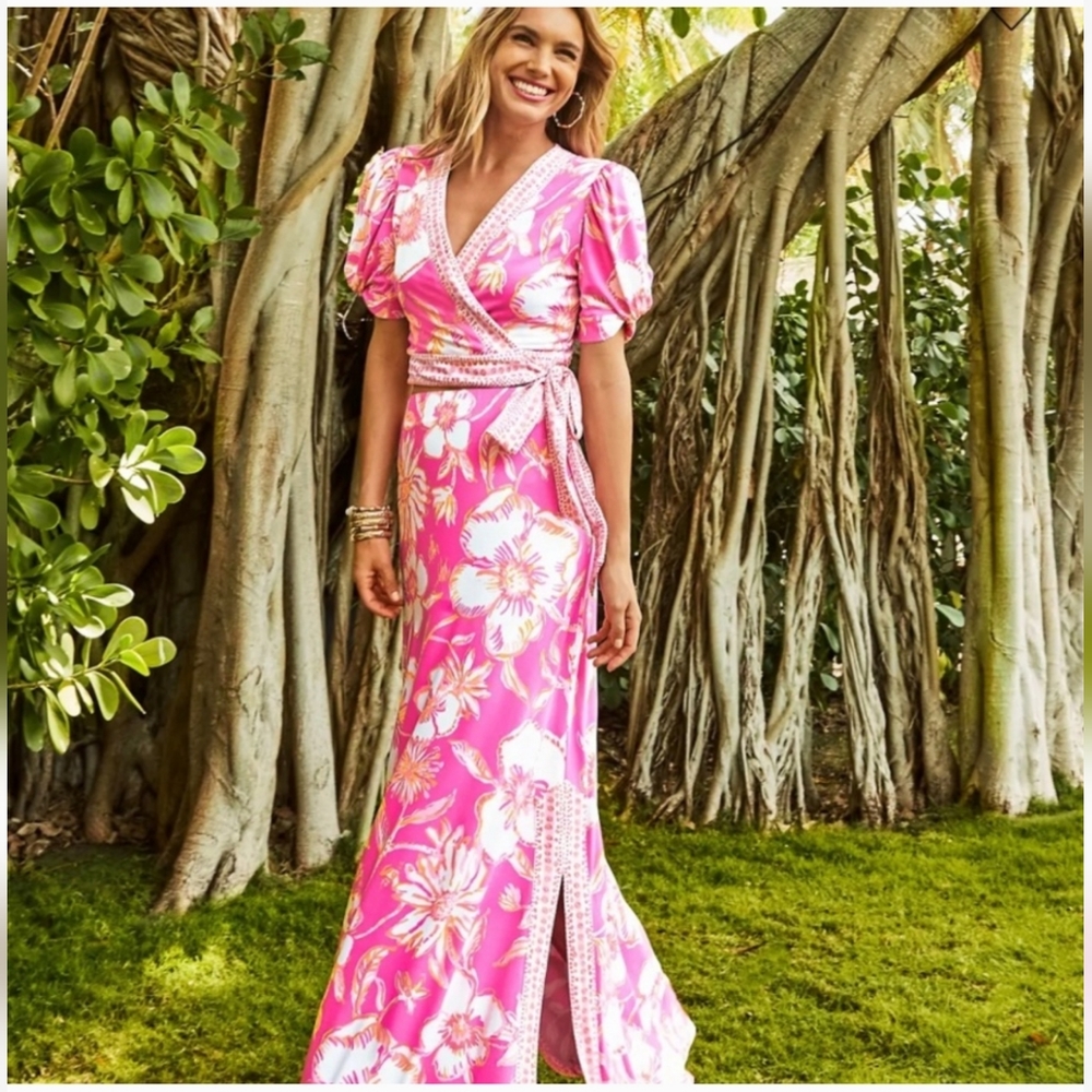 NWT Medium Lilly Pulitzer Sailynn Set